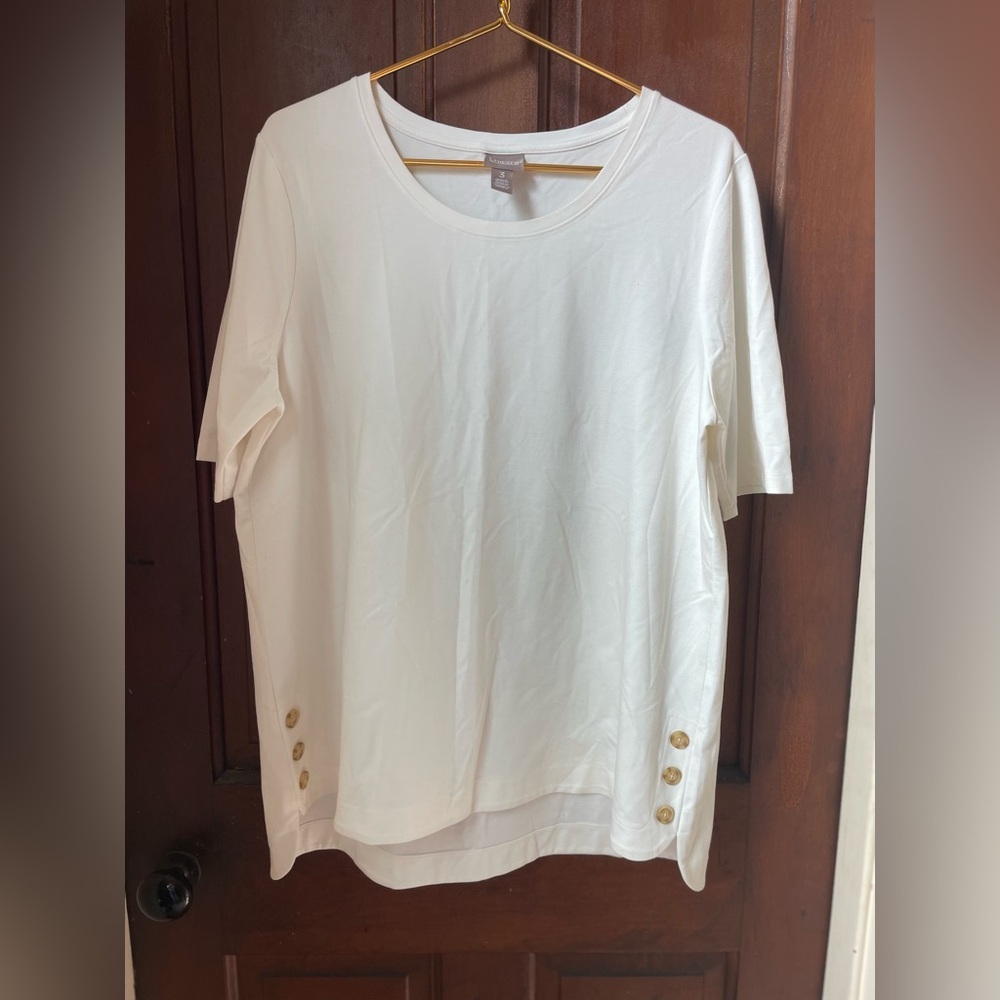 Chico's women's size 3 / XL / 16/18 short sleeve top